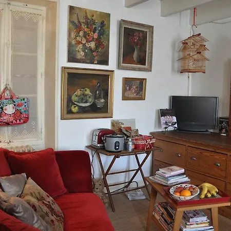 La Maison De Rose