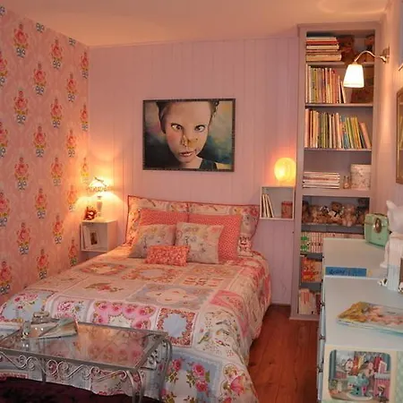 La Maison De Rose
