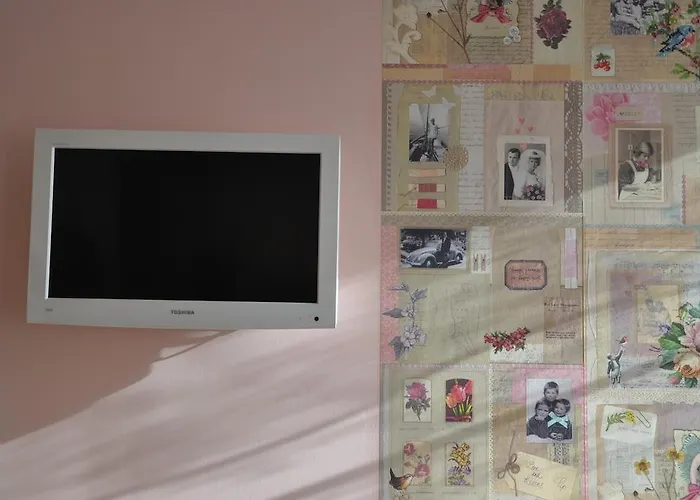 La Maison De Rose